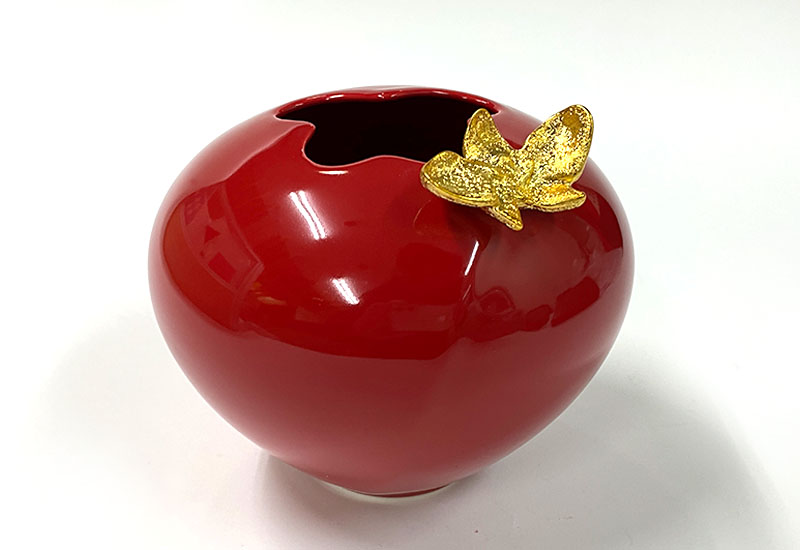 傑作陶 G51繪金紅苞瓶(鍍鈦)